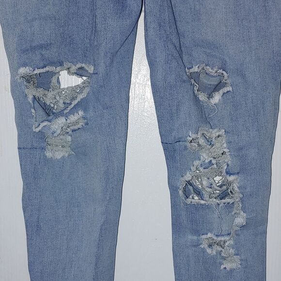 Rue21  Stretch High Rise  Super Distressed  Ankle Jeggings - Picture 7 of 10